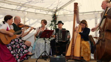 Elstätzinger Musi beim 28. Oktoberfest